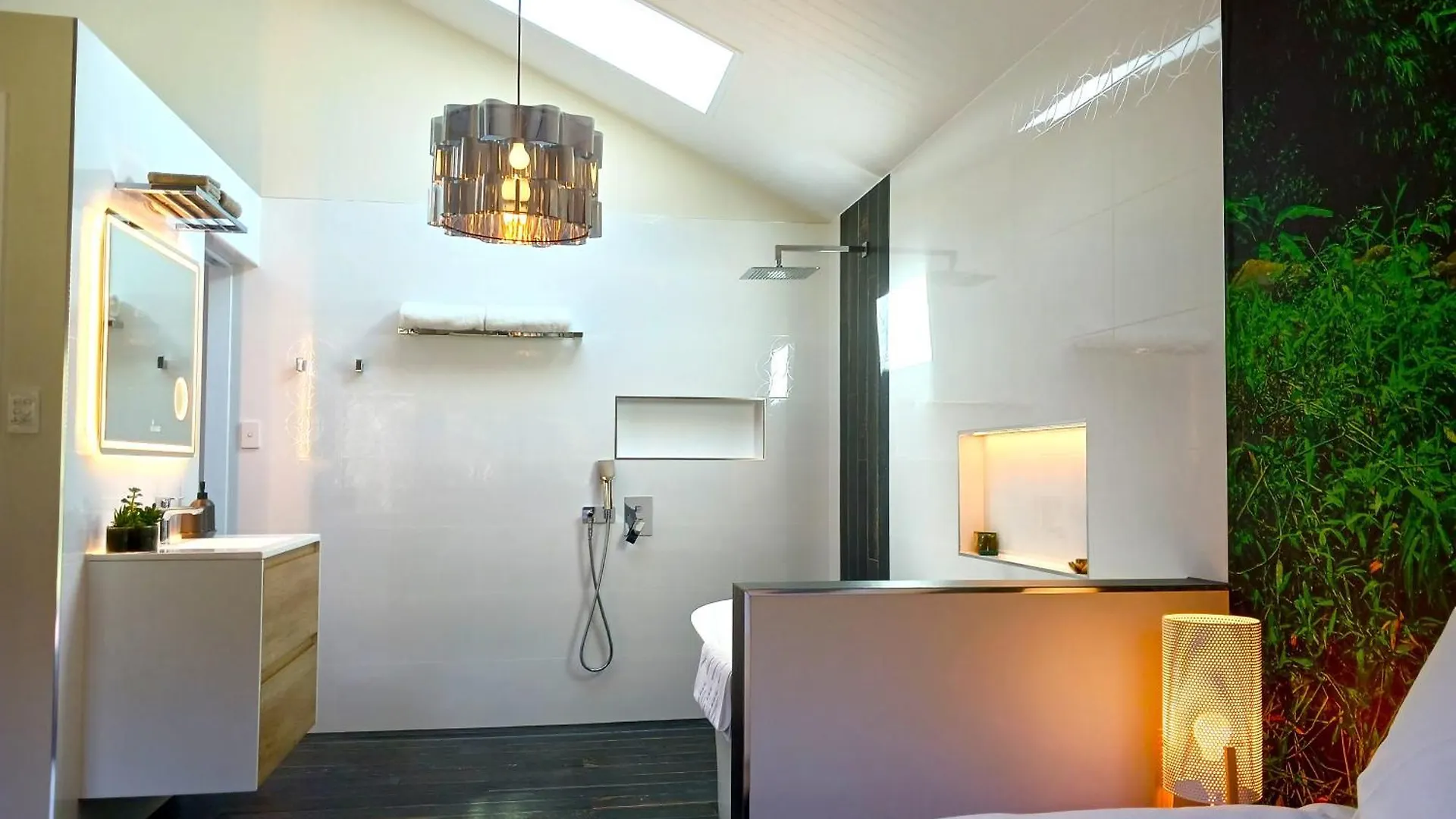 Hideaway Falls - Staggys Cottage Mapleton 0*,  Australia